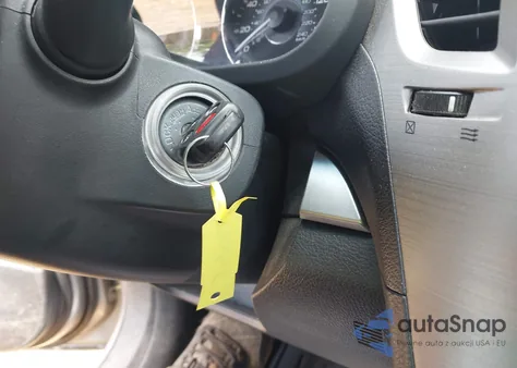 2010 Subaru Outback 2.5I Premium из США, поврежденный, VIN 4S4BRBCC5A3329739